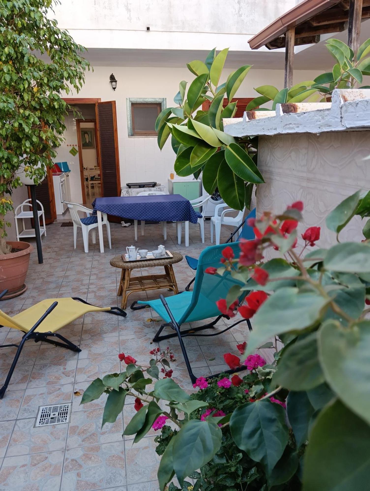 La Casa Del Sole Villa Torre dell'Orso Bagian luar foto
